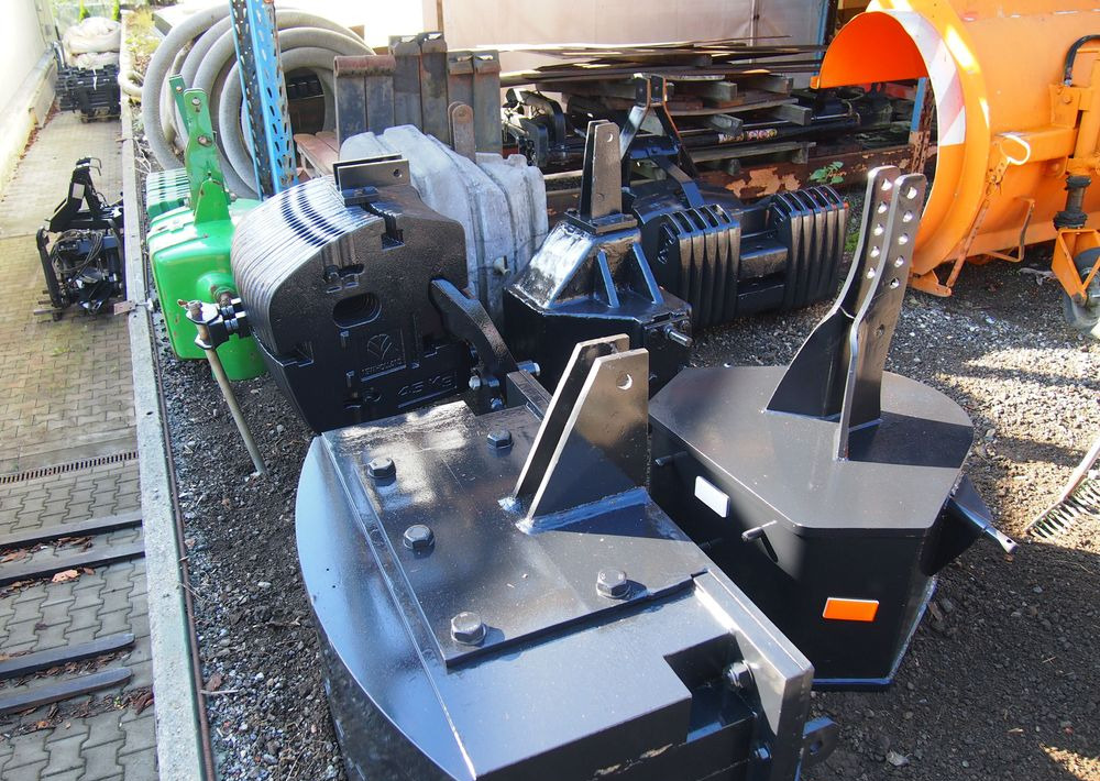 Balast obciążnik do John Deere, Deutz, Fendt, Massey Ferguson, New Holland - Protiutež: slika 1 Balast obciążnik do John Deere, Deutz, Fendt, Massey Ferguson, New Holland - Protiutež: slika 1