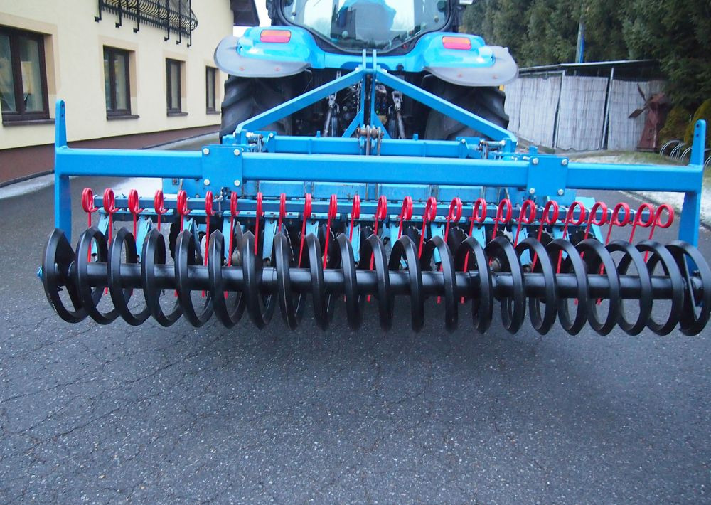 Brona talerzowa Rabe Werk RABE WERK Fielo biro 3000 2006 Brona talerzowa RABE - Disk brana: slika 2 Brona talerzowa Rabe Werk RABE WERK Fielo biro 3000 2006 Brona talerzowa RABE - Disk brana: slika 2