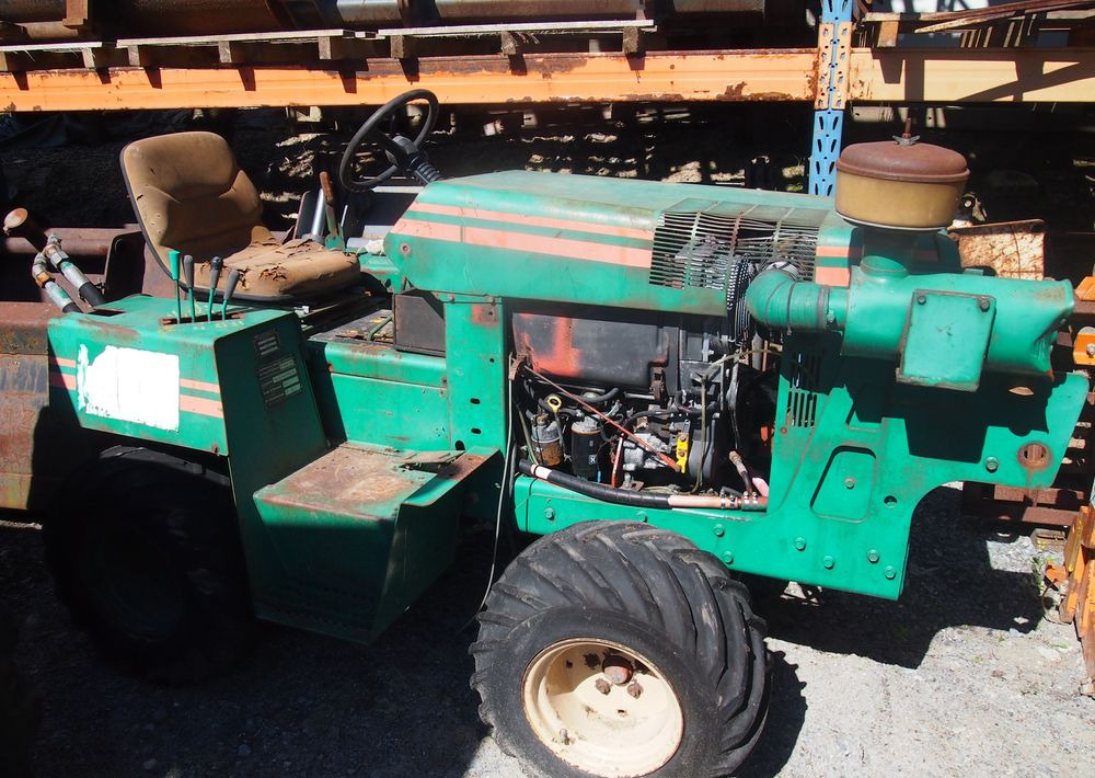 Ciągnik DITCH WITCH 3500DD 1991 DITCH WITCH 3500 DD - Rovokopač: slika 1 Ciągnik DITCH WITCH 3500DD 1991 DITCH WITCH 3500 DD - Rovokopač: slika 1