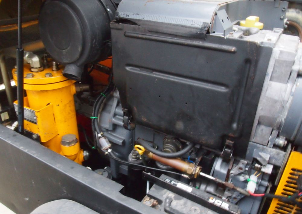 Kompresor Ingersoll Rand IR P130WD 2000 Kompresor Ingersoll Rand P130WD 30 kW - Zračni kompresor: slika 5 Kompresor Ingersoll Rand IR P130WD 2000 Kompresor Ingersoll Rand P130WD 30 kW - Zračni kompresor: slika 5