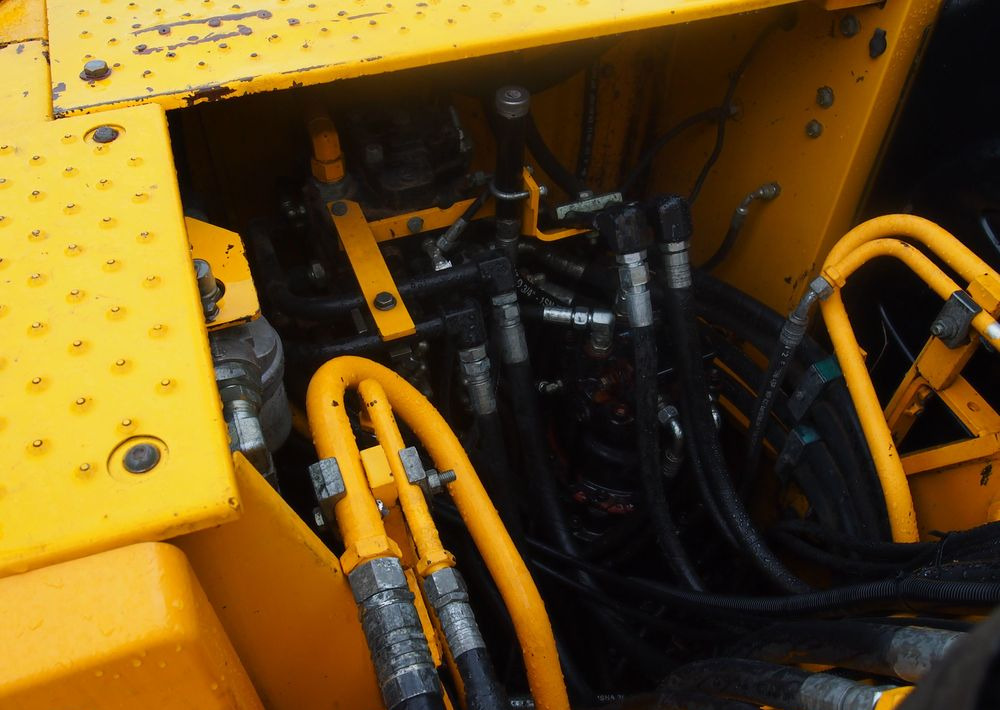 Koparka gąsienicowa JCB JS160LC 2011 - Bager goseničar: slika 5 Koparka gąsienicowa JCB JS160LC 2011 - Bager goseničar: slika 5