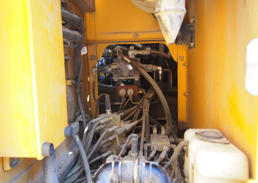 Koparka gąsienicowa Volvo EC180CL 2008 KOPARKA VOLVO - Bager goseničar: slika 5 Koparka gąsienicowa Volvo EC180CL 2008 KOPARKA VOLVO - Bager goseničar: slika 5