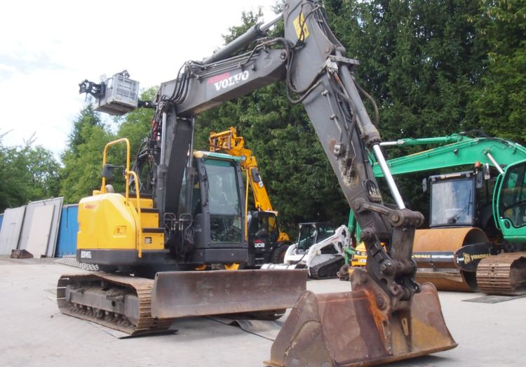 Koparka gąsienicowa Volvo ECR145D 2010 KOPARKA VOLVO - Bager goseničar: slika 2 Koparka gąsienicowa Volvo ECR145D 2010 KOPARKA VOLVO - Bager goseničar: slika 2