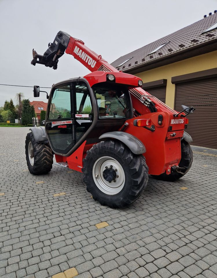 Ładowarka teleskopowa Manitou MLT 735-120 LSU 2012 Ładowarka teleskopowa Manitou MLT 735-120 LSU - Teleskopski viličar: slika 3 Ładowarka teleskopowa Manitou MLT 735-120 LSU 2012 Ładowarka teleskopowa Manitou MLT 735-120 LSU - Teleskopski viličar: slika 3