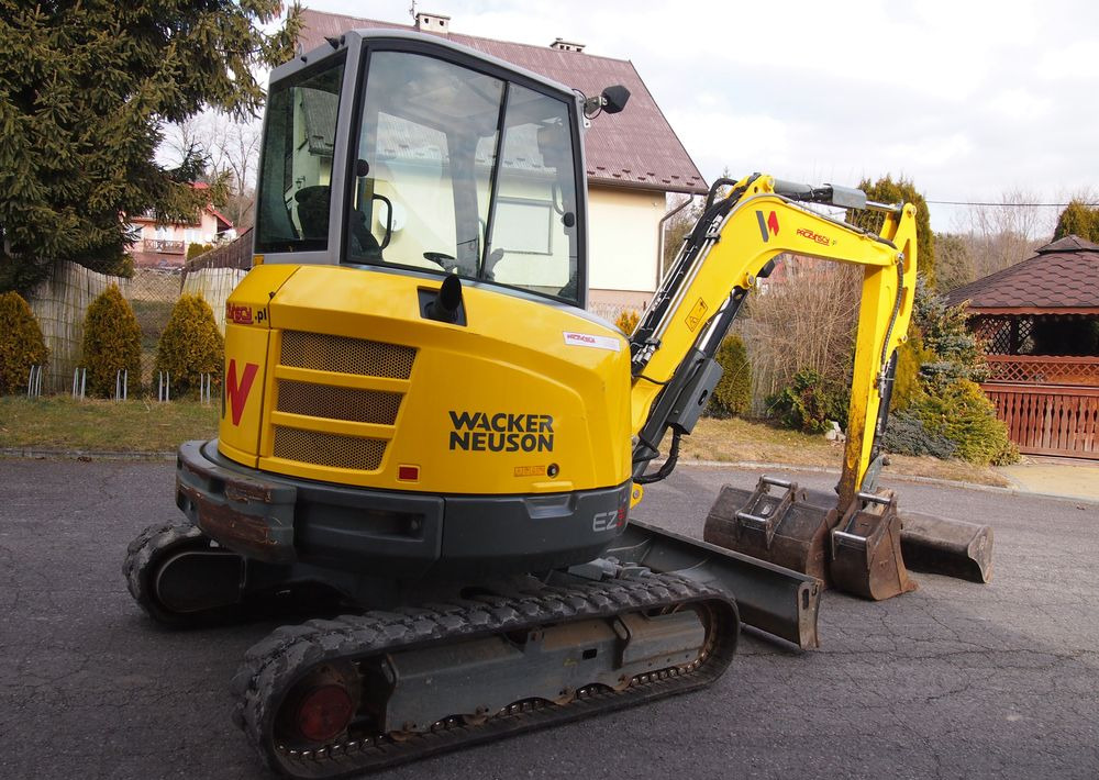 Minikoparka Wacker Neuson EZ36 2018 Minikoparka Wacker Neuson - Mini bager: slika 2 Minikoparka Wacker Neuson EZ36 2018 Minikoparka Wacker Neuson - Mini bager: slika 2