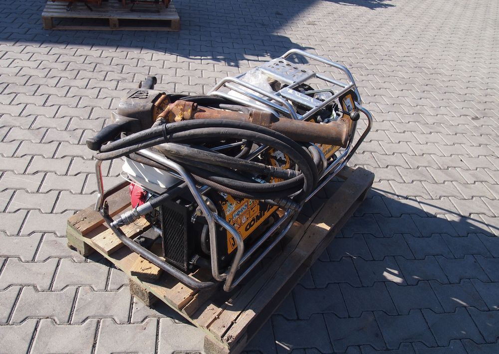 Młot hydraulczny wyburzeniowy JCB COMPACT 2010 Agregat hydrauliczny do młota wyburzeniowego JCB - Gradbena oprema: slika 2 Młot hydraulczny wyburzeniowy JCB COMPACT 2010 Agregat hydrauliczny do młota wyburzeniowego JCB - Gradbena oprema: slika 2