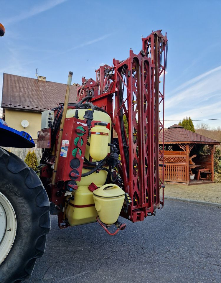 Opryskiwacz Hardi Master plus 1200 2014 Opryskiwacz zawieszany HARDI - Škropilnica montirana na traktor: slika 5 Opryskiwacz Hardi Master plus 1200 2014 Opryskiwacz zawieszany HARDI - Škropilnica montirana na traktor: slika 5
