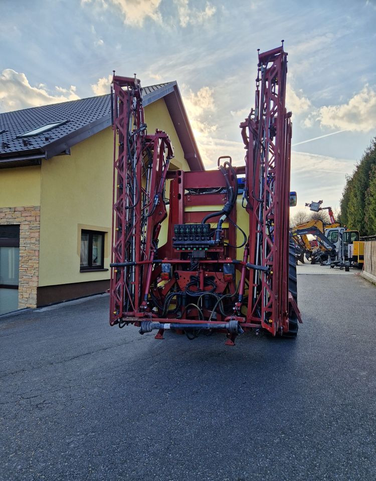 Opryskiwacz Hardi Master plus 1200 2014 Opryskiwacz zawieszany HARDI - Škropilnica montirana na traktor: slika 2 Opryskiwacz Hardi Master plus 1200 2014 Opryskiwacz zawieszany HARDI - Škropilnica montirana na traktor: slika 2