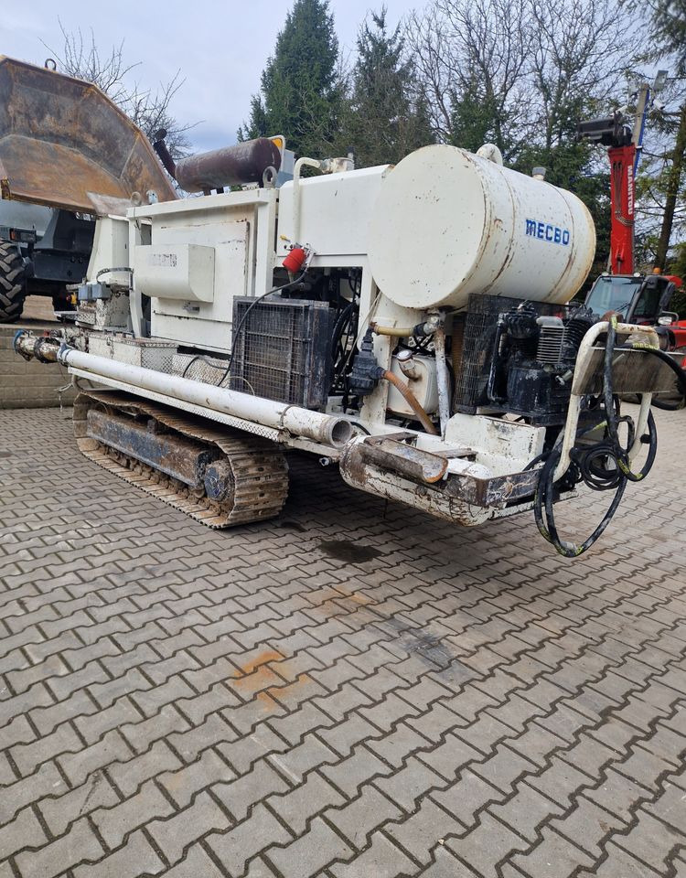 Pompa do betonu Mecbo CAR TCACK P6.80 APV/DI 90bar 2007 Pompa do betonu MECBO P6.80 na gąsienicach - Stacionarna betonska črpalka: slika 4 Pompa do betonu Mecbo CAR TCACK P6.80 APV/DI 90bar 2007 Pompa do betonu MECBO P6.80 na gąsienicach - Stacionarna betonska črpalka: slika 4