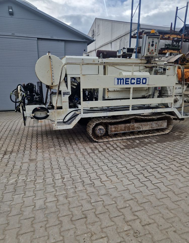 Pompa do betonu Mecbo CAR TCACK P6.80 APV/DI 90bar 2007 Pompa do betonu MECBO P6.80 na gąsienicach - Stacionarna betonska črpalka: slika 2 Pompa do betonu Mecbo CAR TCACK P6.80 APV/DI 90bar 2007 Pompa do betonu MECBO P6.80 na gąsienicach - Stacionarna betonska črpalka: slika 2
