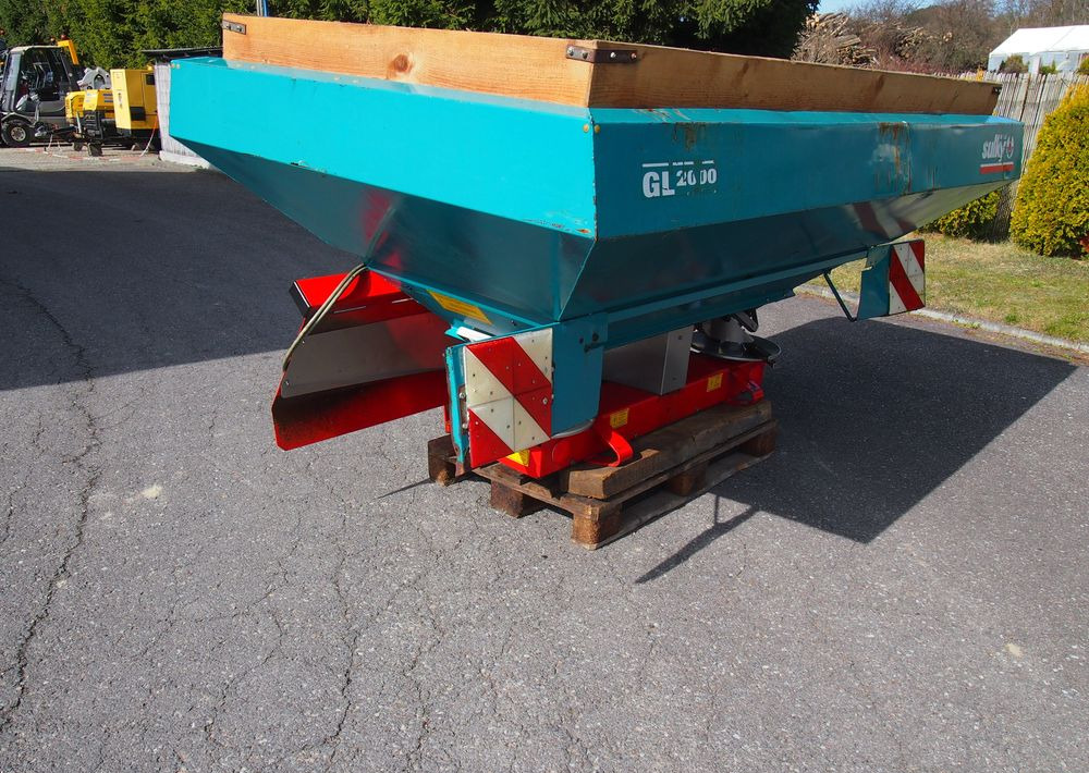 Rozsiewacz nawozów Sulky DPX GL 2000 18-24m Rozsiewacz nawozów Sulky - Trosilnik gnojila: slika 3 Rozsiewacz nawozów Sulky DPX GL 2000 18-24m Rozsiewacz nawozów Sulky - Trosilnik gnojila: slika 3