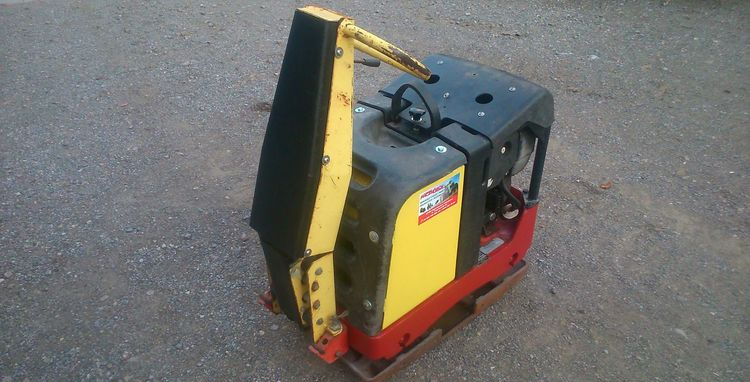 Ubijarka Dynapac LH 300 2006 - Vibracijska plošča: slika 3 Ubijarka Dynapac LH 300 2006 - Vibracijska plošča: slika 3