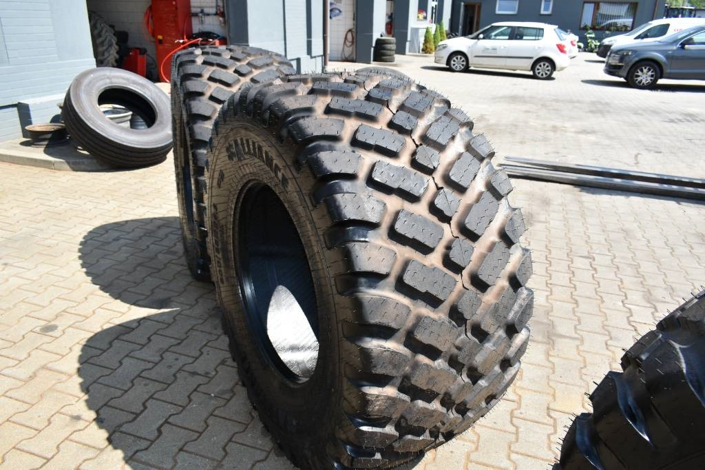 Alliance 600/55R26.5 / 882/ 165D /Steel Belted TL - Guma za Kmetijski stroj: slika 5 Alliance 600/55R26.5 / 882/ 165D /Steel Belted TL - Guma za Kmetijski stroj: slika 5
