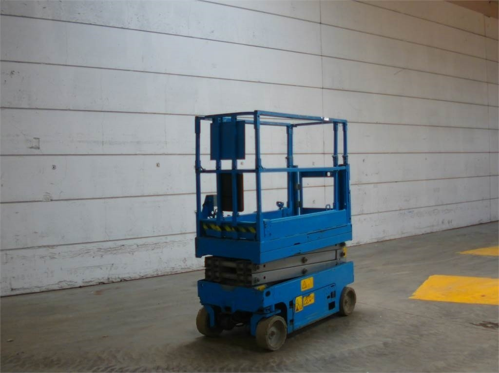 Genie GS1532 - Škarjasta dvižna ploščad: slika 4 Genie GS1532 - Škarjasta dvižna ploščad: slika 4