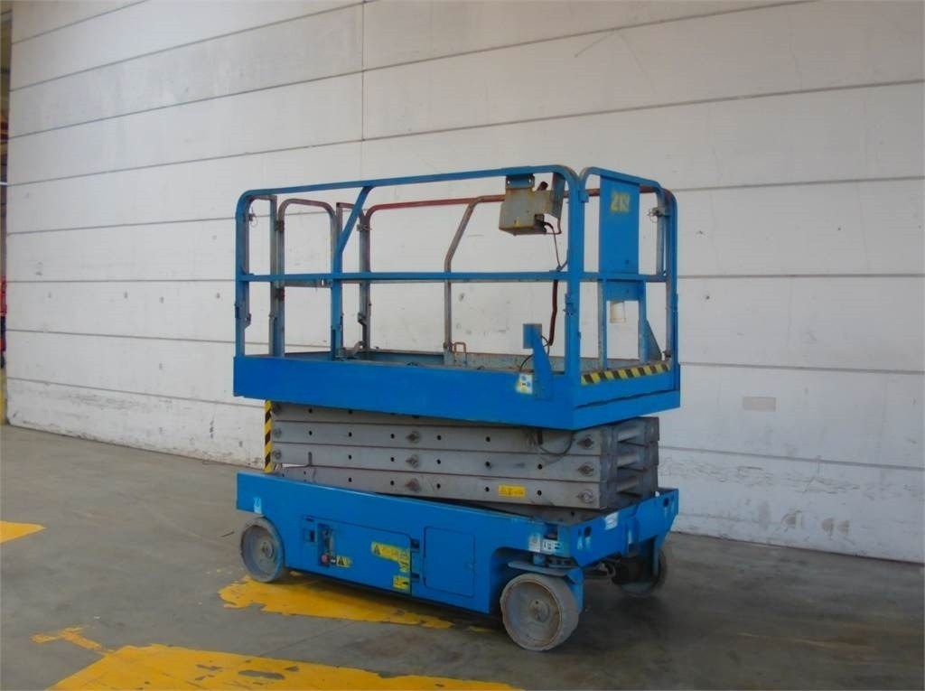 Genie GS2646 - Škarjasta dvižna ploščad: slika 2 Genie GS2646 - Škarjasta dvižna ploščad: slika 2