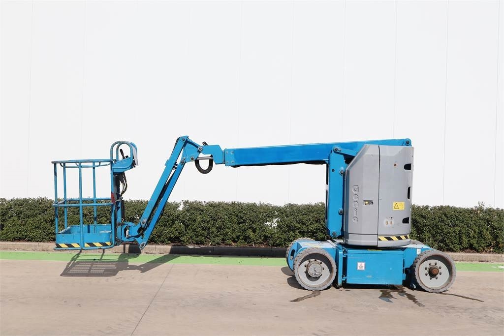 Genie Z30-20N - Zglobna dvižna ploščad: slika 1 Genie Z30-20N - Zglobna dvižna ploščad: slika 1