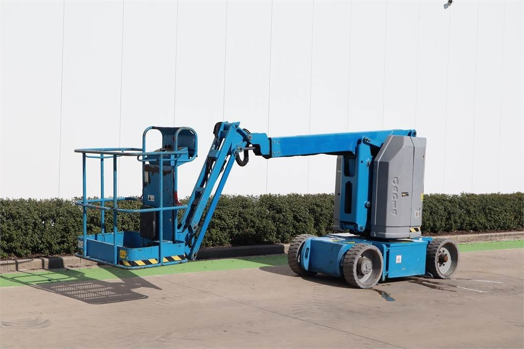 Genie Z30-20N - Zglobna dvižna ploščad: slika 2 Genie Z30-20N - Zglobna dvižna ploščad: slika 2