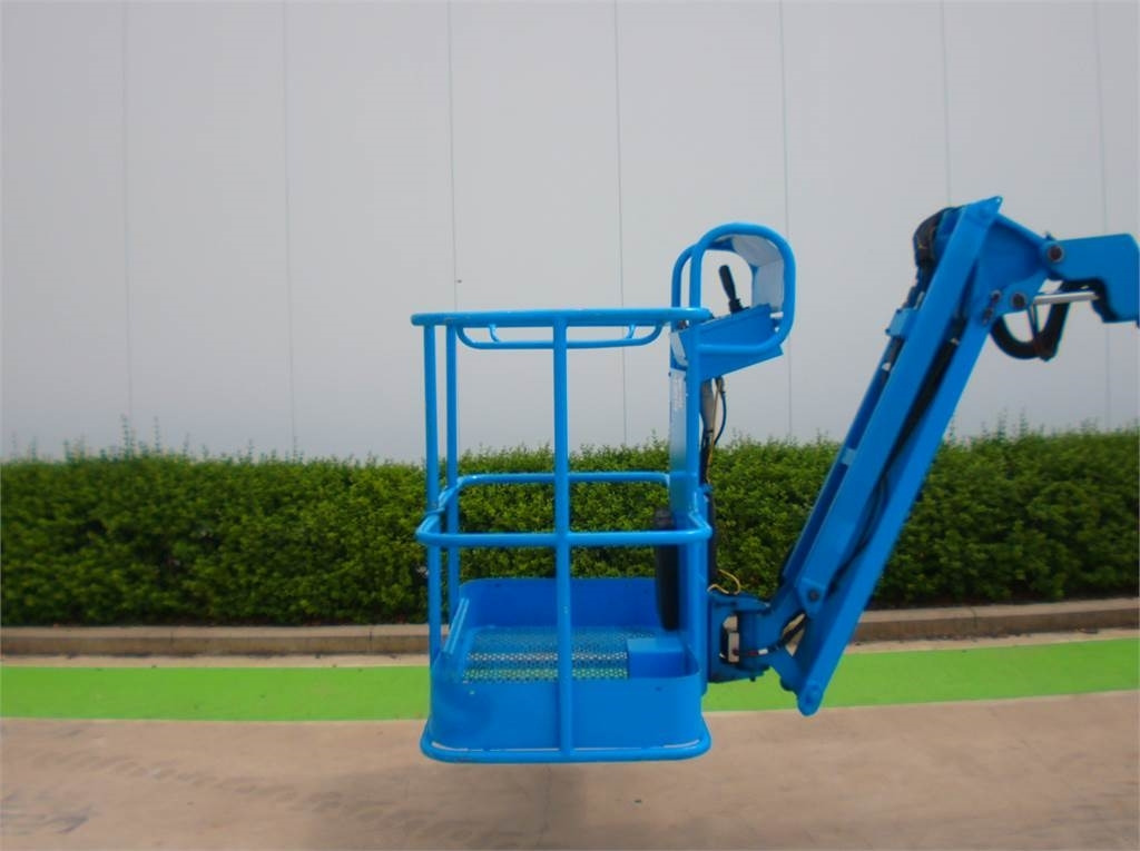 Zglobna dvižna ploščad Genie Z34-22N: slika 8