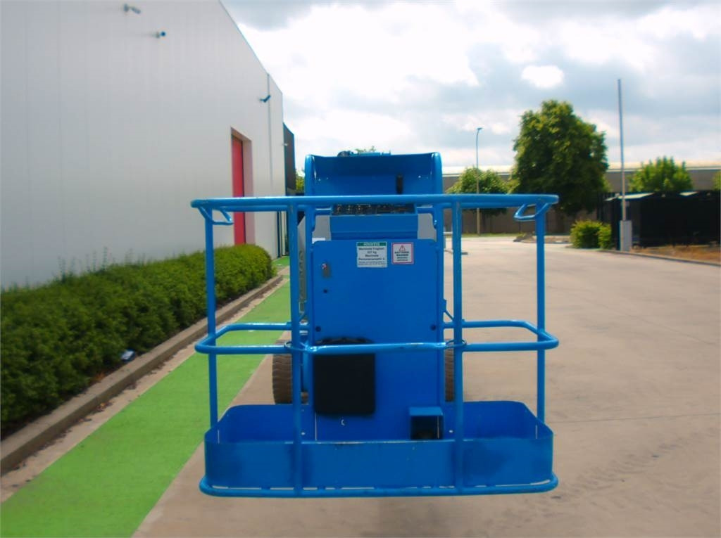 Zglobna dvižna ploščad Genie Z34-22N: slika 7