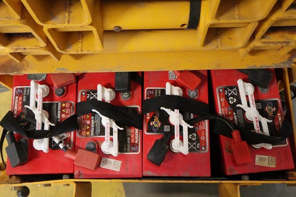 Haulotte Compact 14 - Škarjasta dvižna ploščad: slika 5 Haulotte Compact 14 - Škarjasta dvižna ploščad: slika 5