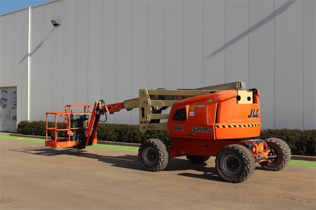 JLG 520AJ - Zglobna dvižna ploščad: slika 3 JLG 520AJ - Zglobna dvižna ploščad: slika 3