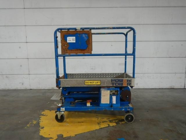 JLG Power Tower - Vertikalni dvižni teleskop: slika 1 JLG Power Tower - Vertikalni dvižni teleskop: slika 1