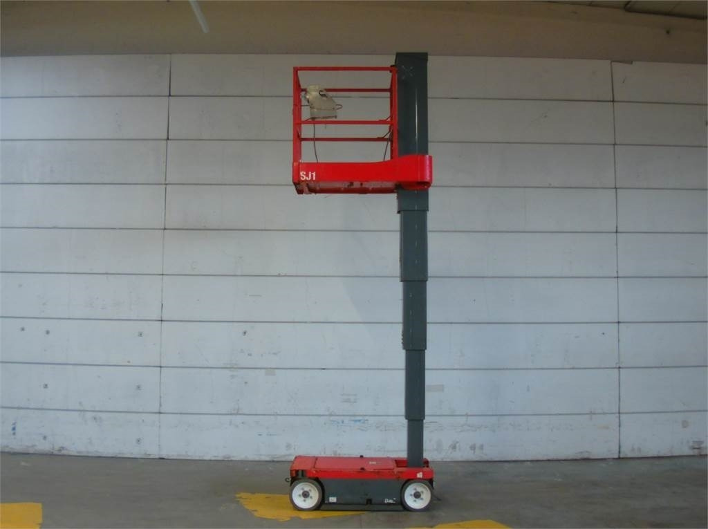 SkyJack SJ16 - Vertikalni dvižni teleskop: slika 5 SkyJack SJ16 - Vertikalni dvižni teleskop: slika 5