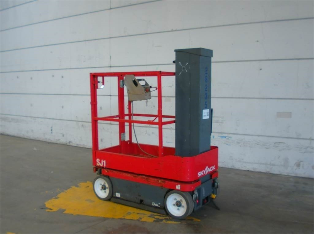 SkyJack SJ16 - Vertikalni dvižni teleskop: slika 2 SkyJack SJ16 - Vertikalni dvižni teleskop: slika 2