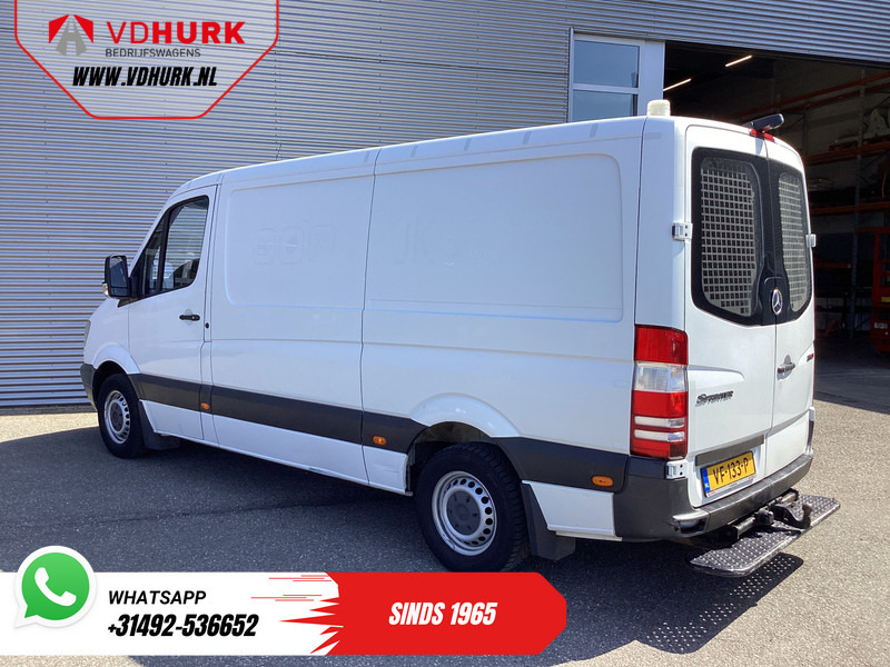 Mercedes-Benz Sprinter 313 2.2 CDI Aut. L2 EXPORT ONLY NL Auto/ APK 05-2026/ 2.8t Trekverm./ Camera/ Cruise/ Trekhaak/ Airco - Furgon: slika 2 Mercedes-Benz Sprinter 313 2.2 CDI Aut. L2 EXPORT ONLY NL Auto/ APK 05-2026/ 2.8t Trekverm./ Camera/ Cruise/ Trekhaak/ Airco - Furgon: slika 2