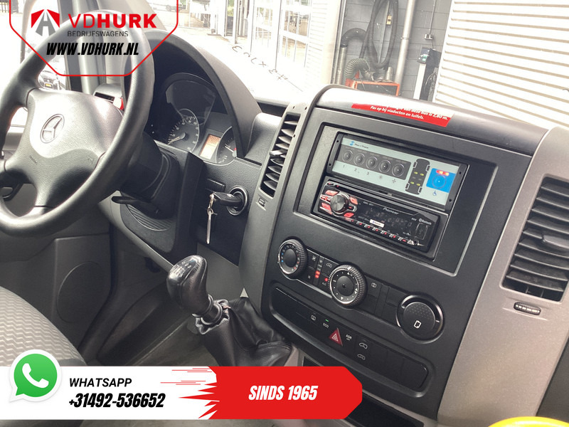 Mercedes-Benz Sprinter 313 2.2 CDI L2H2 €9.922 Incl. BTW BPM VRIJ! EXPORT ONLY Combi/ 9 Persoons/ Kombi/ 9P/ Airco/ Rolstoellift - Minibus, Potniški kombi: slika 3 Mercedes-Benz Sprinter 313 2.2 CDI L2H2 €9.922 Incl. BTW BPM VRIJ! EXPORT ONLY Combi/ 9 Persoons/ Kombi/ 9P/ Airco/ Rolstoellift - Minibus, Potniški kombi: slika 3
