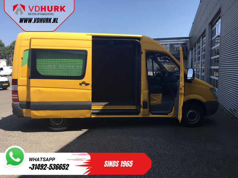 Mercedes-Benz Sprinter 316 2.2 CDI Aut. L2H2 EXPORT ONLY 3.5T Trekgewicht / Airco/ Cruise/ Trekhaak - Furgon: slika 5 Mercedes-Benz Sprinter 316 2.2 CDI Aut. L2H2 EXPORT ONLY 3.5T Trekgewicht / Airco/ Cruise/ Trekhaak - Furgon: slika 5