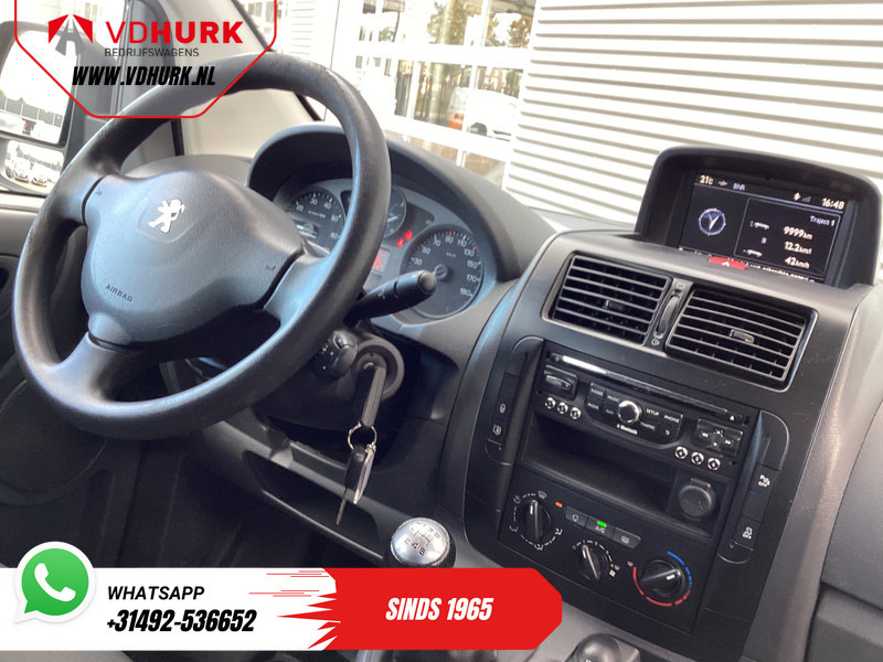Peugeot Expert 2.0 HDI 130 pk L2 Dubbel Cabine DC EXPORT Airco/ Cruise/ Navi/ PDC/ Trekhaak - Mali kombi, Dostavno vozilo z dvojno kabino: slika 3 Peugeot Expert 2.0 HDI 130 pk L2 Dubbel Cabine DC EXPORT Airco/ Cruise/ Navi/ PDC/ Trekhaak - Mali kombi, Dostavno vozilo z dvojno kabino: slika 3