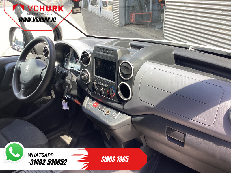 Peugeot Partner 1.6 HDI 120 pk Aut. EXPORT ONLY EUR6/ Camera/ Cruise/ Airco/ Trekhaak - Mali kombi: slika 3 Peugeot Partner 1.6 HDI 120 pk Aut. EXPORT ONLY EUR6/ Camera/ Cruise/ Airco/ Trekhaak - Mali kombi: slika 3