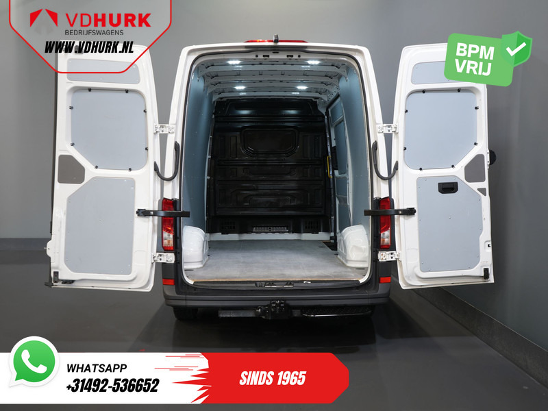 Volkswagen Crafter 35 2.0 TDI 140 pk DSG Aut. L3H3 BPM VRIJ! Carplay/ Camera/ Cruise/ Trekhaak/ Betimmerd/ Airco - Furgon: slika 5 Volkswagen Crafter 35 2.0 TDI 140 pk DSG Aut. L3H3 BPM VRIJ! Carplay/ Camera/ Cruise/ Trekhaak/ Betimmerd/ Airco - Furgon: slika 5