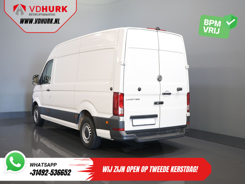 Volkswagen Crafter 35 2.0 TDI 140 pk L3H3 BPM VRIJ! 270Gr. Deuren/ Carplay/ Climate/ Camera/ Cruise - Furgon: slika 2 Volkswagen Crafter 35 2.0 TDI 140 pk L3H3 BPM VRIJ! 270Gr. Deuren/ Carplay/ Climate/ Camera/ Cruise - Furgon: slika 2