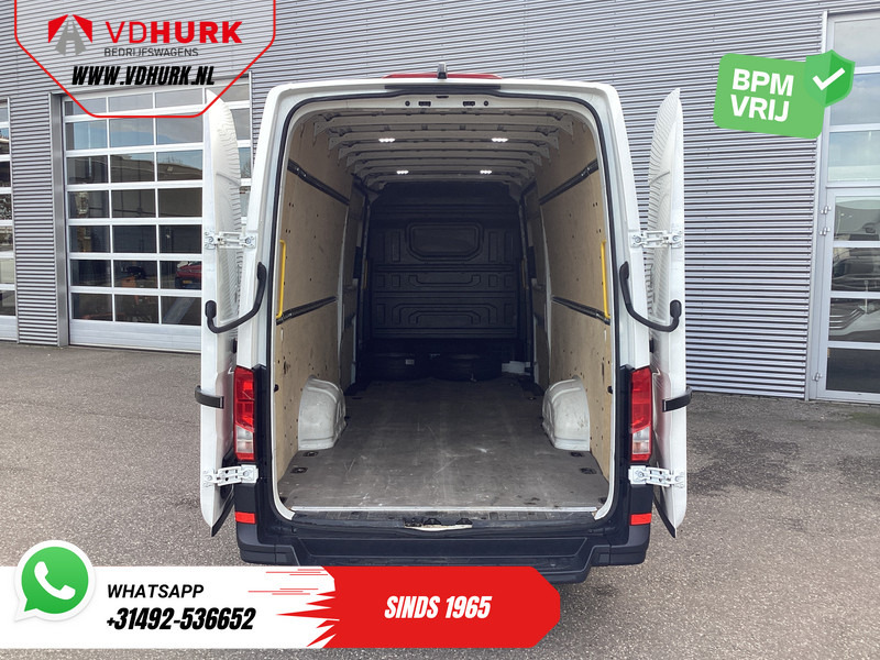 Volkswagen Crafter 35 2.0 TDI 140 pk L5H3 BPM VRIJ! 2x Schuifdeuren/ 270 Gr.Deuren/ Carplay/ Camera/ Airco - Furgon: slika 4 Volkswagen Crafter 35 2.0 TDI 140 pk L5H3 BPM VRIJ! 2x Schuifdeuren/ 270 Gr.Deuren/ Carplay/ Camera/ Airco - Furgon: slika 4