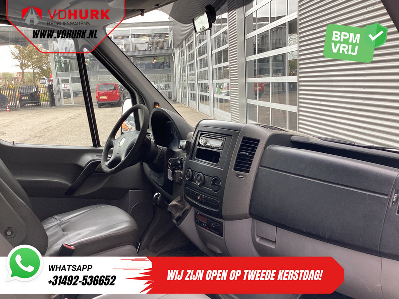Volkswagen Crafter 50 2.5 TDI Aut. L2H2 DC Dubbel Cabine EXPORT 5 cil/ 3.5t Trekverm./ Airco/ 6 Pers./ 270Gr.Deuren/ Trekhaak - Furgon, Dostavno vozilo z dvojno kabino: slika 3 Volkswagen Crafter 50 2.5 TDI Aut. L2H2 DC Dubbel Cabine EXPORT 5 cil/ 3.5t Trekverm./ Airco/ 6 Pers./ 270Gr.Deuren/ Trekhaak - Furgon, Dostavno vozilo z dvojno kabino: slika 3