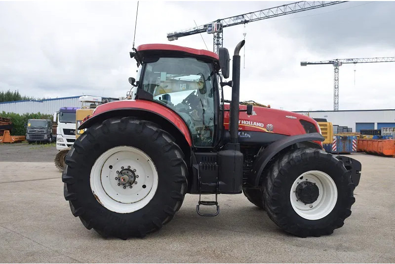 New Holland T7.270 4WD SA T7.270 4WD SA - Kmetijski stroj: slika 5 New Holland T7.270 4WD SA T7.270 4WD SA - Kmetijski stroj: slika 5