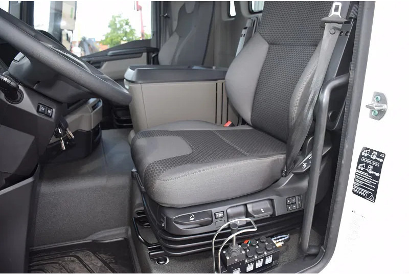 Kotalni prekucni tovornjak MAN TGS 33.440: slika 16