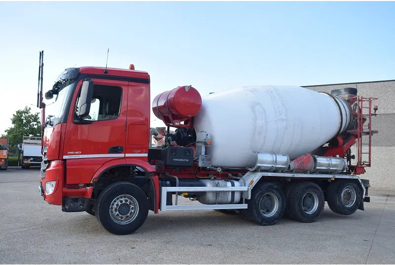 Mercedes-Benz Arocs 3640 DEBUF 9 CUB - Avtomešalec: slika 2 Mercedes-Benz Arocs 3640 DEBUF 9 CUB - Avtomešalec: slika 2