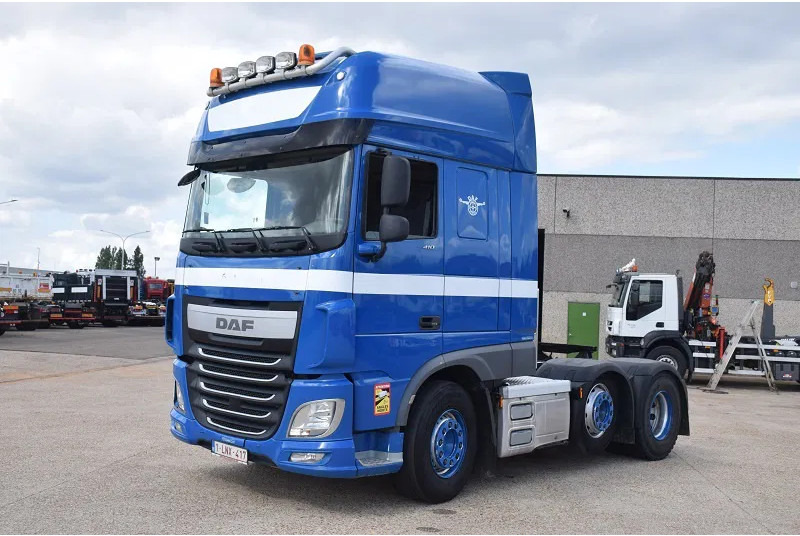 DAF CF 410 - Vlačilec: slika 1 DAF CF 410 - Vlačilec: slika 1