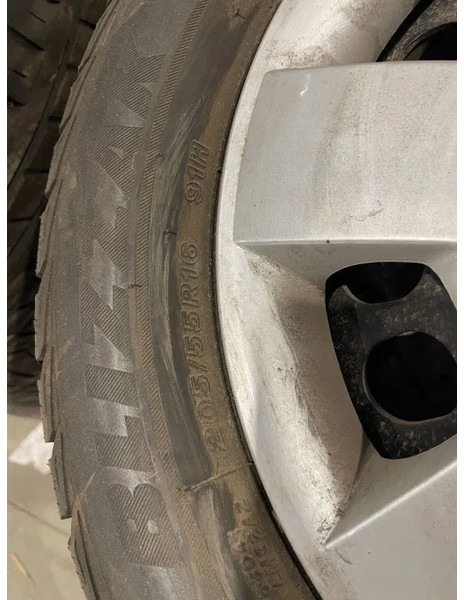 Bridgestone *Mercedes deksels met banden*205/55R16 - Gume in platišča za Avtomobil: slika 4 Bridgestone *Mercedes deksels met banden*205/55R16 - Gume in platišča za Avtomobil: slika 4