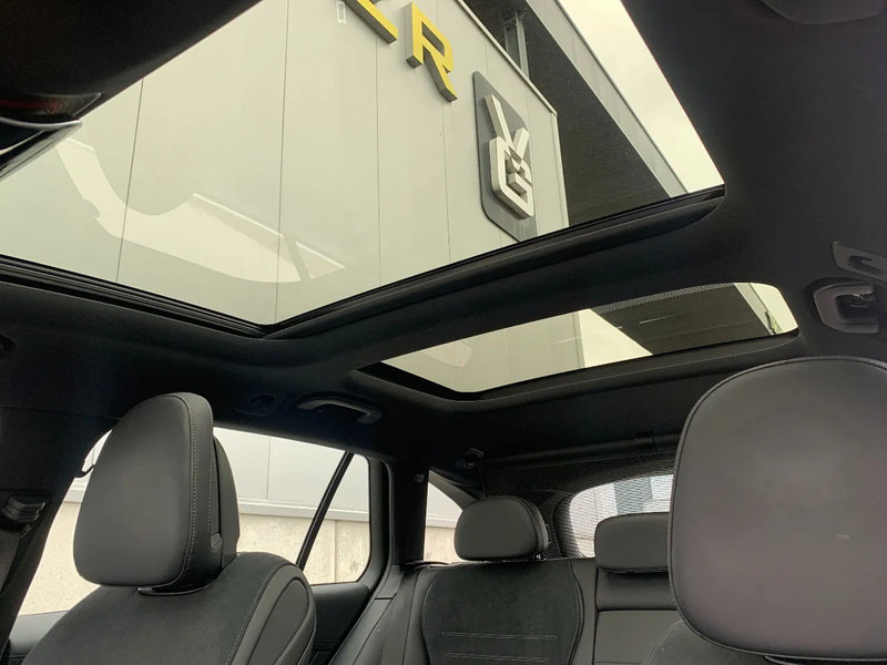 Avtomobil Mercedes-Benz C-Klasse 300*Parktronic*Thermatic*Distronic*Rijstrookassistent*Panoramische dak*: slika 11