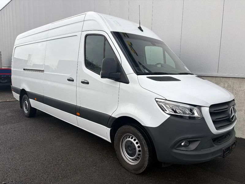 Mercedes-Benz Sprinter 319 *Navigatie*Camera*Airco*EcoStartStop* - Furgon: slika 4 Mercedes-Benz Sprinter 319 *Navigatie*Camera*Airco*EcoStartStop* - Furgon: slika 4