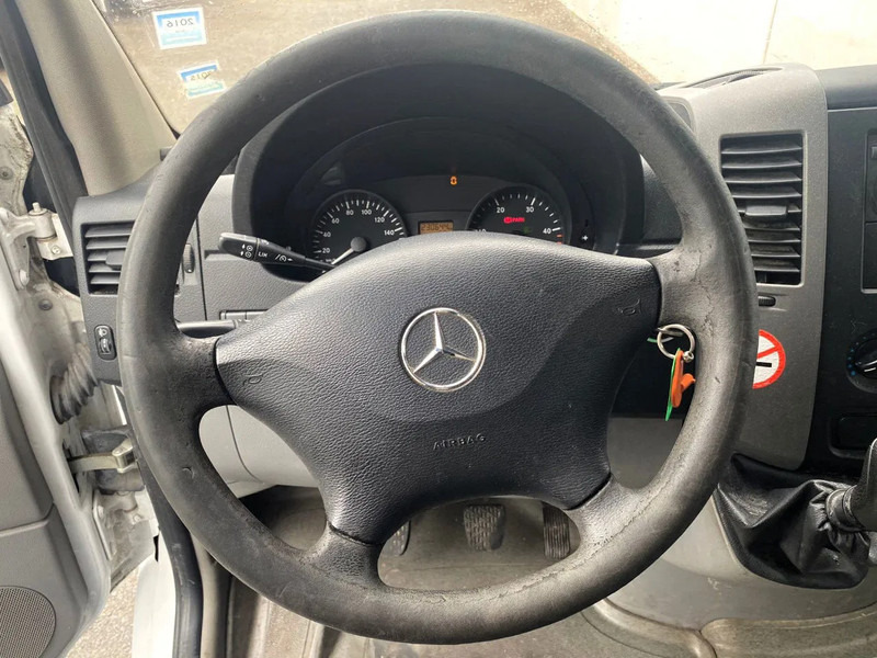Mercedes-Benz Sprinter 513 *Elektrische+verwarmbare spiegels*Cruise control* - Dostavno vozilo z zabojnikom: slika 4 Mercedes-Benz Sprinter 513 *Elektrische+verwarmbare spiegels*Cruise control* - Dostavno vozilo z zabojnikom: slika 4