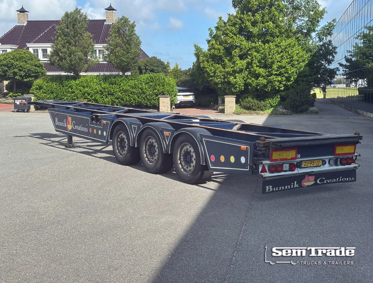 Burg BPO 13-27 Ccxlx 40" Galvanised Super Chassis SAF Axles Disc Brakes 2x Lift Axles 3 Pieces IN Stock Super Condition - Kontejnerska polprikolica/ Polprikolica z zamenljivim tovoriščem: slika 2 Burg BPO 13-27 Ccxlx 40" Galvanised Super Chassis SAF Axles Disc Brakes 2x Lift Axles 3 Pieces IN Stock Super Condition - Kontejnerska polprikolica/ Polprikolica z zamenljivim tovoriščem: slika 2