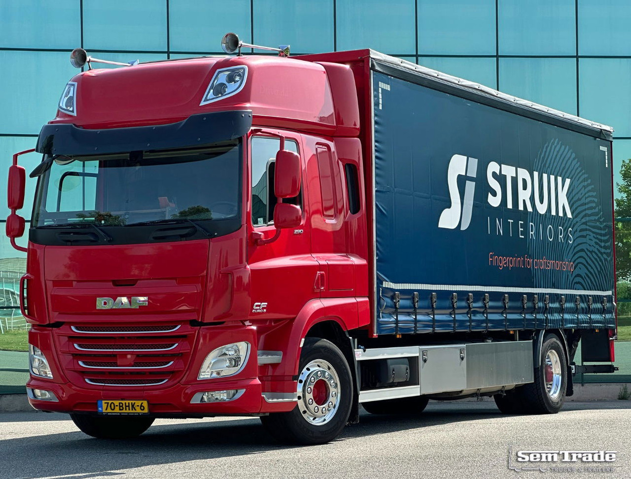 DAF CF 290 FA Space CAB Hardhouten Vloer 2500 KG Klep Nieuw Staat - Tovornjak zabojnik: slika 1 DAF CF 290 FA Space CAB Hardhouten Vloer 2500 KG Klep Nieuw Staat - Tovornjak zabojnik: slika 1