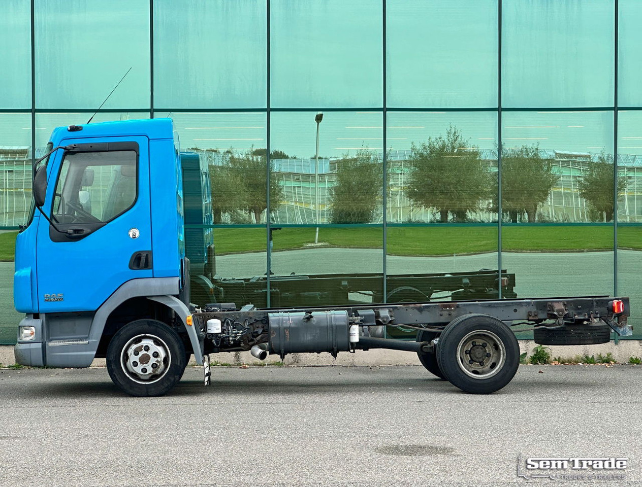 DAF LF 45.130 Euro 3 Manual Gearbox Holland-Truck - Tovornjak-šasija: slika 2 DAF LF 45.130 Euro 3 Manual Gearbox Holland-Truck - Tovornjak-šasija: slika 2