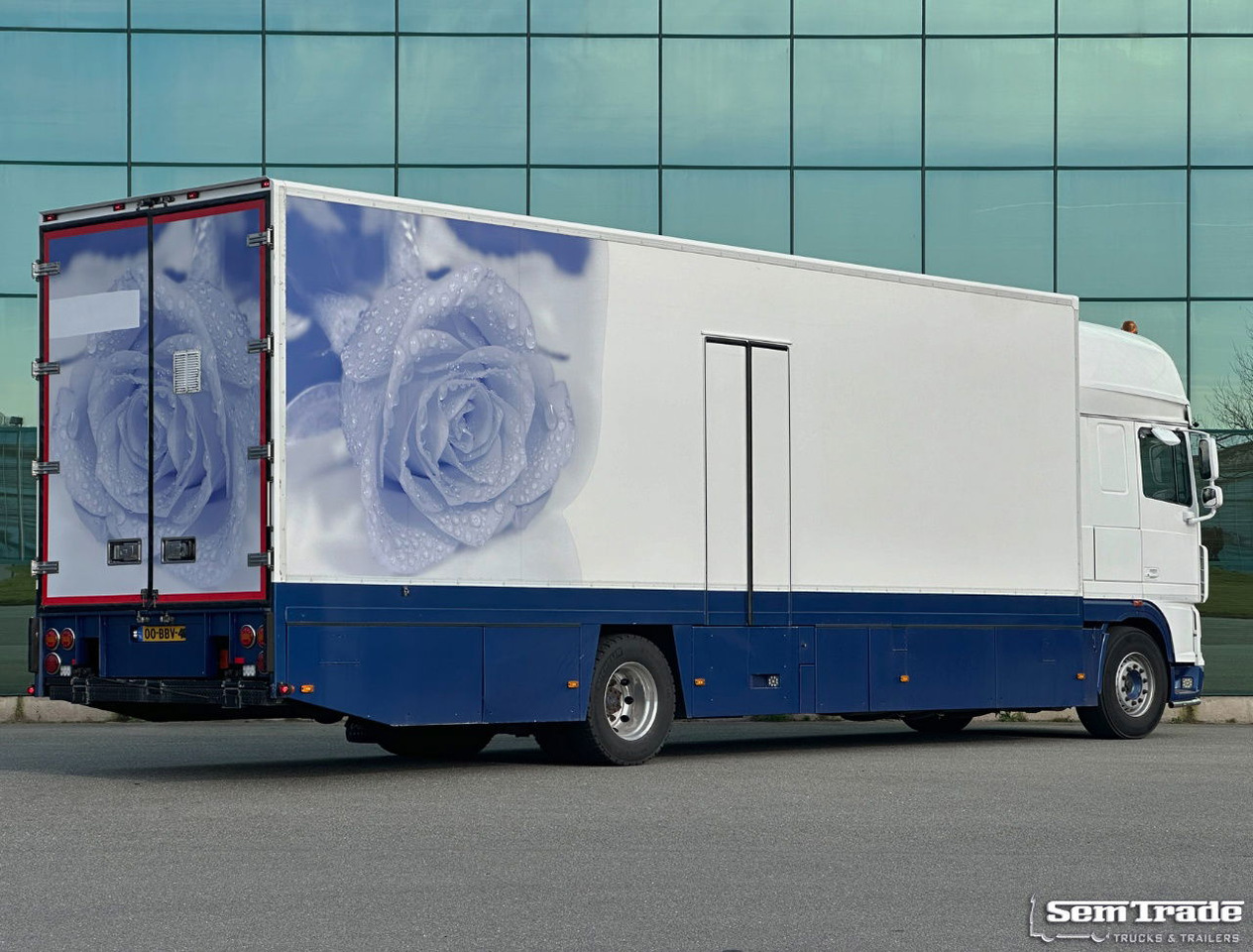 DAF XF 105.460 SSC 7 Karren BAK Bloemen Verkoop Koeling Klep Kachel - Tovornjak hladilnik: slika 4 DAF XF 105.460 SSC 7 Karren BAK Bloemen Verkoop Koeling Klep Kachel - Tovornjak hladilnik: slika 4
