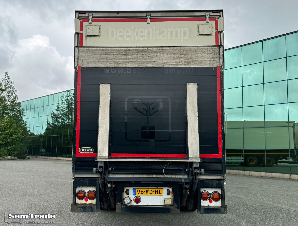 HTF Heiwo Isolated BOX TRS Cooling Tail Lift Holland-Trailer - Prikolica hladilnik: slika 4 HTF Heiwo Isolated BOX TRS Cooling Tail Lift Holland-Trailer - Prikolica hladilnik: slika 4